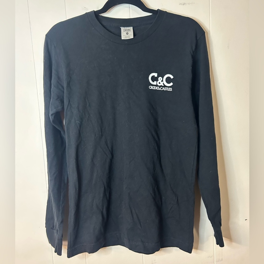 Crooks and Castles, size S, long sleeve, graphic on front and across lower back